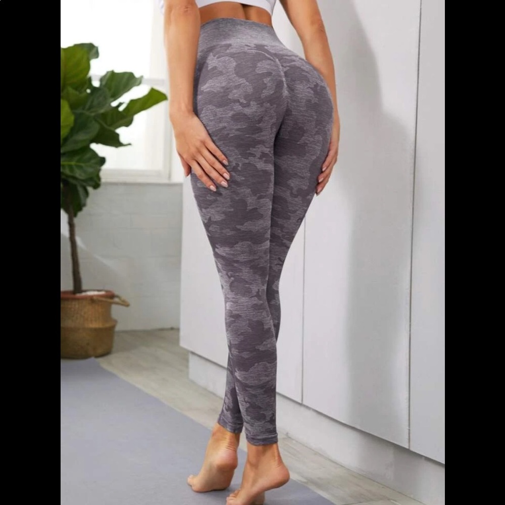 Purple heathered camo leggings